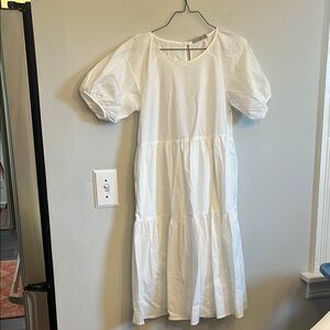 Everlane size 2 white cotton tiered dress.